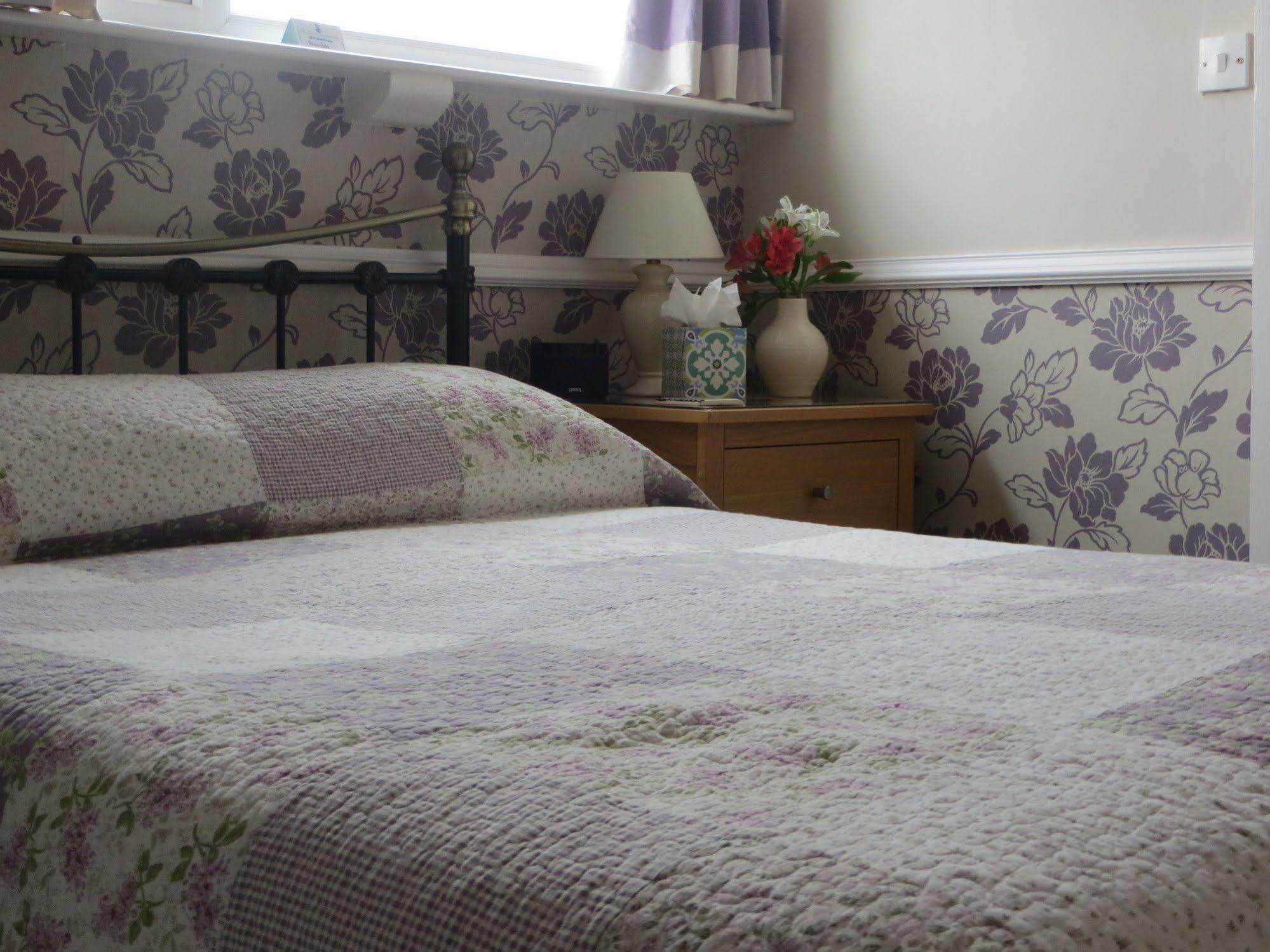 יורק Avondale Guest House מראה חיצוני תמונה